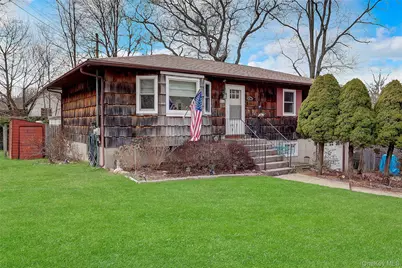 24 Milburn Road, Sound Beach, NY 11789 - Photo 32