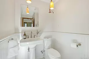 198 Judson Ave, Dobbs Ferry, NY 10522 - Photo 16