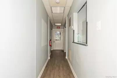 108 Hempstead Avenue, Lynbrook, NY 11563 - Photo 14