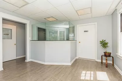108 Hempstead Avenue, Lynbrook, NY 11563 - Photo 12