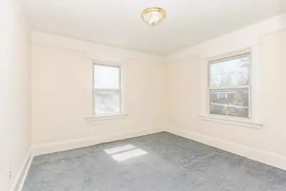 108 Hempstead Avenue, Lynbrook, NY 11563 - Photo 18
