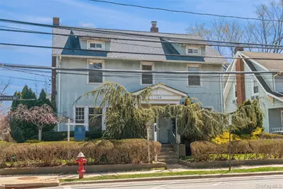 108 Hempstead Avenue, Lynbrook, NY 11563 - Photo 2