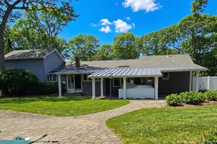 13 Beach Land Ave, East Quogue, NY 11942 - Photo 4
