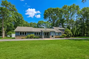 13 Beach Land Ave, East Quogue, NY 11942 - Photo 2