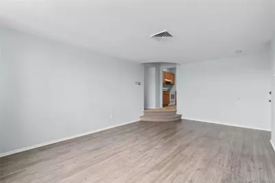 60 Kensico Road #22, Thornwood, NY 10594 - Photo 4