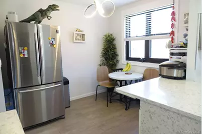 246-15 57 Dr #Upper, Douglaston, NY 11362 - Photo 6