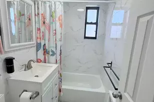 246-15 57th Dr, Douglaston, NY 11362 - Photo 18