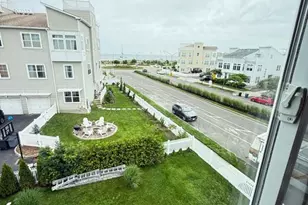7219 Sandy Dune Way, Arverne, NY 11692 - Photo 22