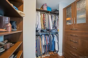 10230 66th Rd, Forest Hills, NY 11375 - Photo 14