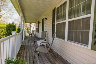 108 Maple Wood Ln, Riverhead, NY 11901 - Photo 6