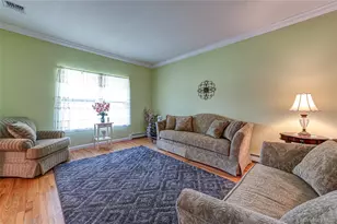 108 Maple Wood Ln, Riverhead, NY 11901 - Photo 32