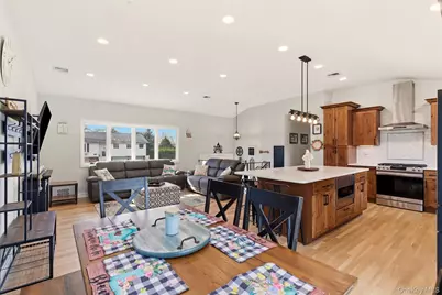 147 Jackson Avenue S, Saint James, NY 11780 - Photo 12