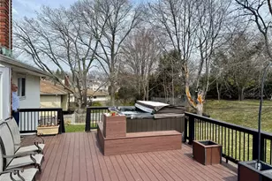 6 Fairway Dr, Plainview, NY 11804 - Photo 16