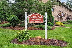 8 Klint Ct, Nanuet, NY 10954 - Photo 2