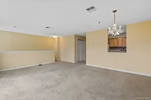 355 Old Tarrytown Rd, White Plains, NY 10603 - Photo 6