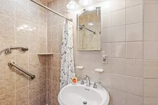 3-35 Warwick Ave, Douglaston, NY 11363 - Photo 18