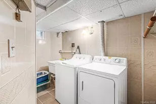 3-35 Warwick Ave, Douglaston, NY 11363 - Photo 24