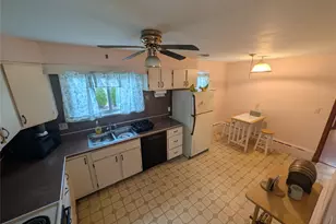 17 Bosher Dr, Colonie, NY 12205 - Photo 10