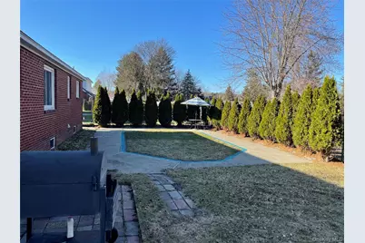 17 Bosher Drive, Colonie, NY 12205 - Photo 14
