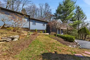 6 Tennis Court Rd, Mahopac, NY 10541 - Photo 10