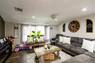 151 Cheltenham Rd, West Babylon, NY 11704 - Photo 28