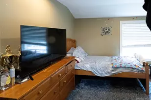 151 Cheltenham Rd, West Babylon, NY 11704 - Photo 34