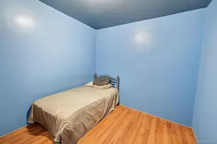 31-13 12th St, Astoria, NY 11106 - Photo 14