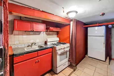 3113 12th Street, Astoria, NY 11106 - Photo 26