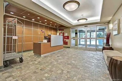 40-22 College Point Boulevard #6H, Flushing, NY 11354 - Photo 18