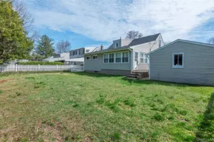 61 Dosoris Ln, Glen Cove, NY 11542 - Photo 32