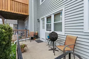 62 Finch Ln, Islip, NY 11751 - Photo 10