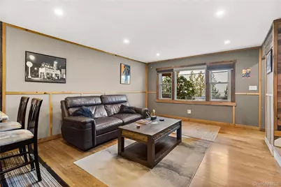 62 Finch Lane #62, Islip, NY 11751 - Photo 4