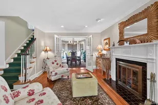 7 Grace Ct N, Great Neck, NY 11021 - Photo 8