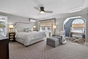 7 Grace Ct N, Great Neck, NY 11021 - Photo 24