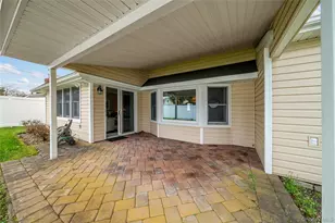 41 Winter Ln, Hicksville, NY 11801 - Photo 18