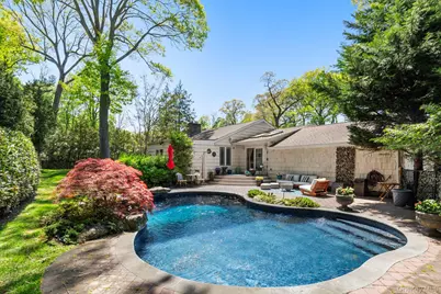 5 The Hemlocks, Roslyn, NY 11577 - Photo 24
