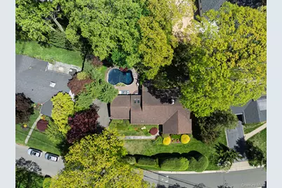 5 The Hemlocks, Roslyn, NY 11577 - Photo 28