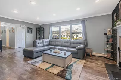 28 Shirley Street, Bohemia, NY 11716 - Photo 14