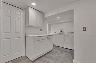 42 Tanglewylde Ave, Bronxville, NY 10708 - Photo 38