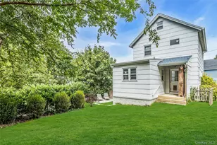 46 Irving Pl, Oyster Bay, NY 11771 - Photo 16