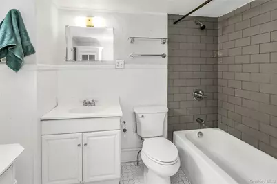 46 Irving Place, Oyster Bay, NY 11771 - Photo 14