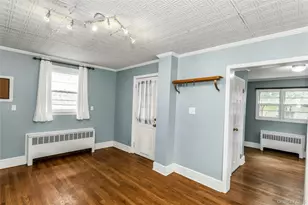 46 Irving Pl, Oyster Bay, NY 11771 - Photo 10