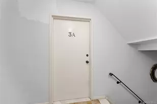 410 Jericho Tpke, New Hyde Park, NY 11040 - Photo 8