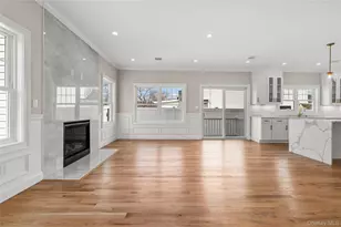 43 Barter Ln, Hicksville, NY 11801 - Photo 8