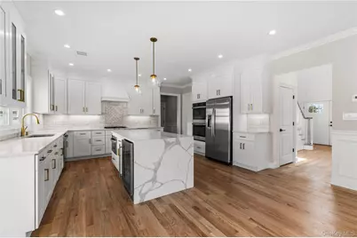 43 Barter Lane, Hicksville, NY 11801 - Photo 10