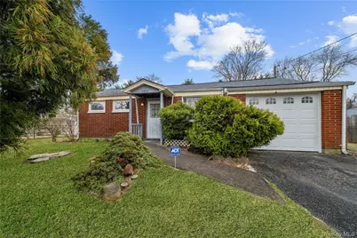 1656 N Gardiner Drive, Bay Shore, NY 11706 - Photo 1