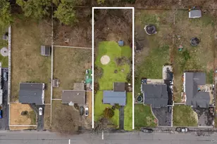 1656 N Gardiner Dr, Bay Shore, NY 11706 - Photo 20