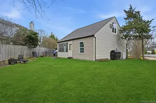 20 Wheat Path Rd W, Mount Sinai, NY 11766 - Photo 14