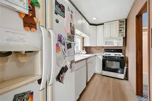 20 Wheat Path Rd W, Mount Sinai, NY 11766 - Photo 6