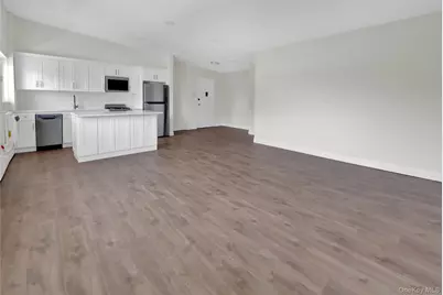 273 Newbridge Road #D2, Levittown, NY 11756 - Photo 8